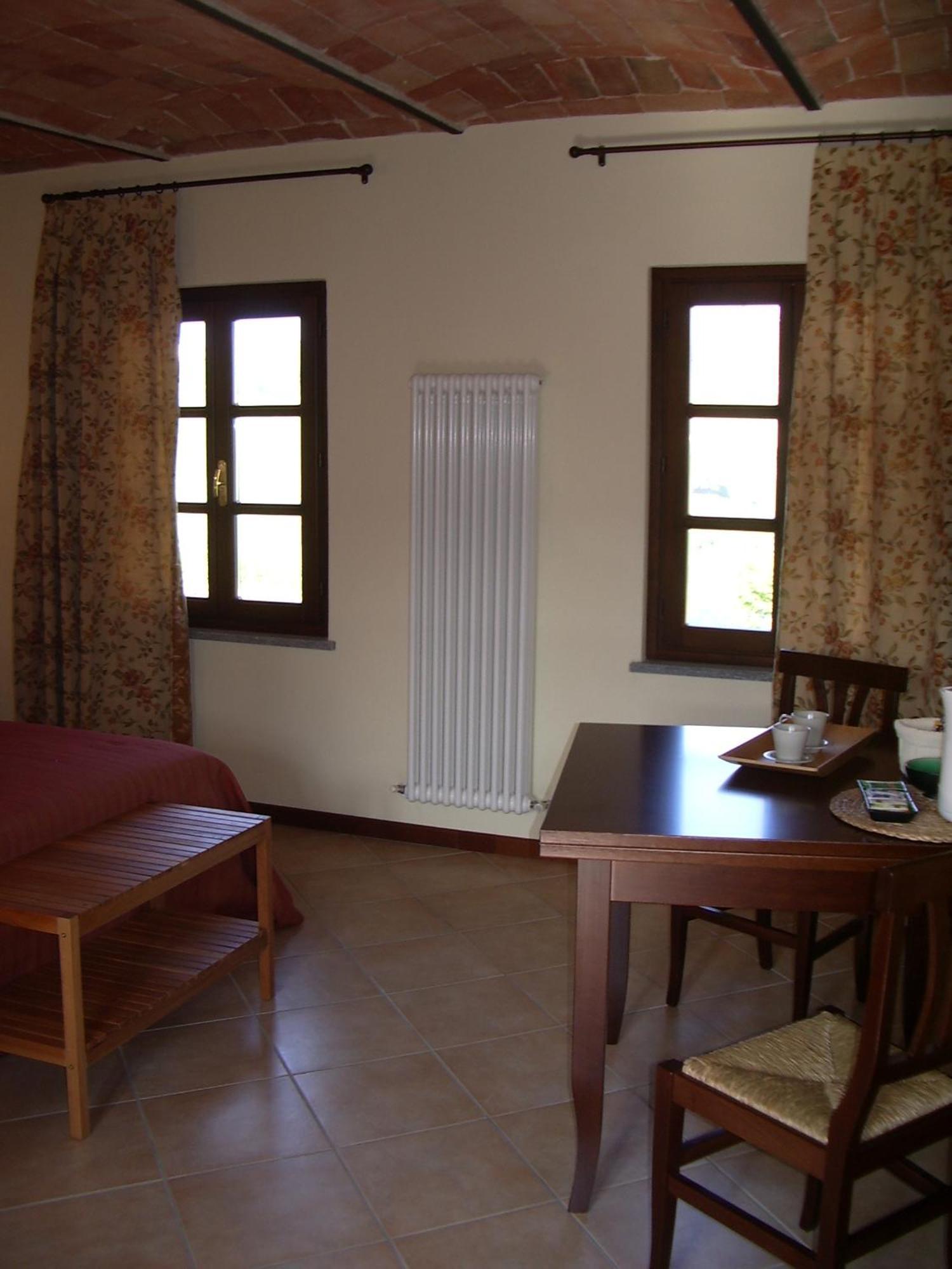 B&B Cascina Gaione Via Gallina,18B 12052 Neive Cn Værelse billede