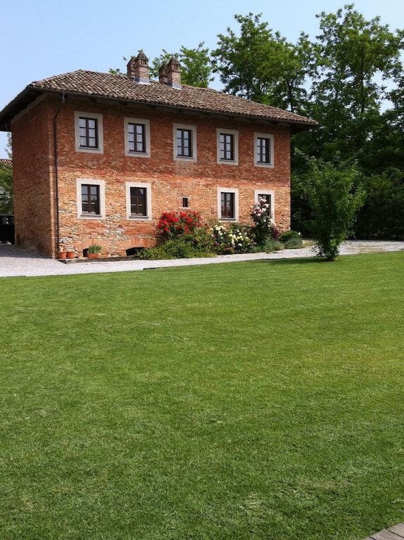 B&B Cascina Gaione Via Gallina,18B 12052 Neive Cn Eksteriør billede