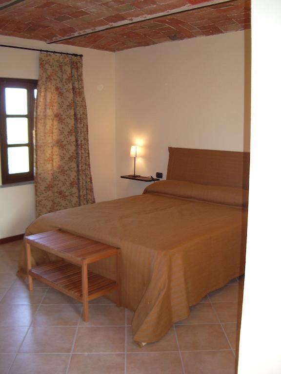 B&B Cascina Gaione Via Gallina,18B 12052 Neive Cn Værelse billede
