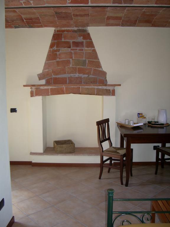 B&B Cascina Gaione Via Gallina,18B 12052 Neive Cn Værelse billede